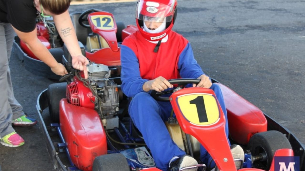 Pistas de Karts para acelerar em família! 