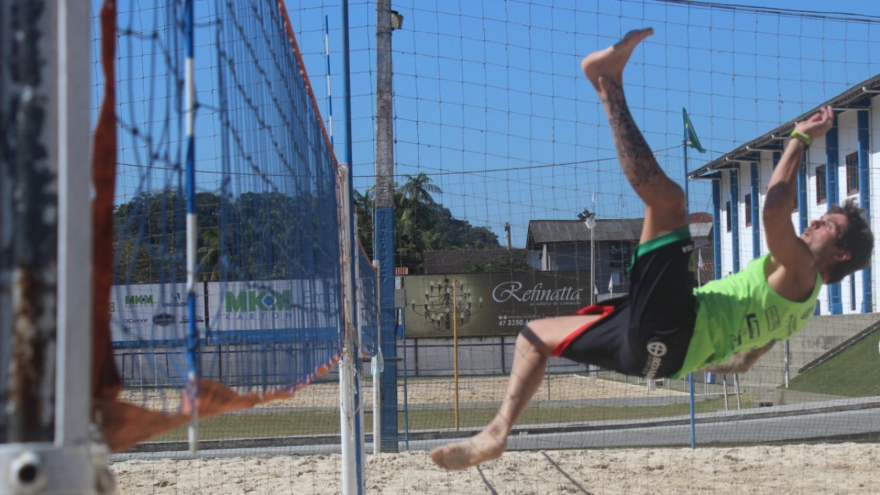 João Pessoa vai sediar torneio de futevôlei, com a presença de um