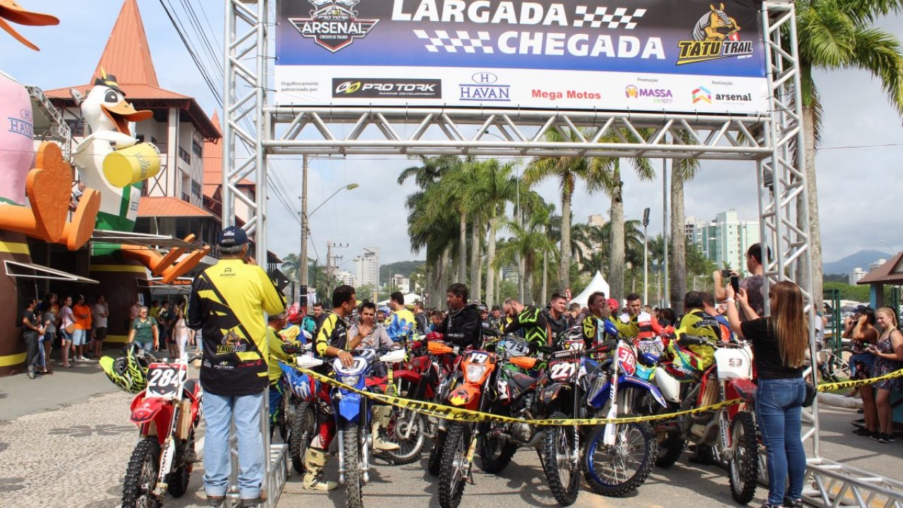 Encontro Tatu Trail reúne mais de 1.000 trilheiros em Brusque - SC - MotoX