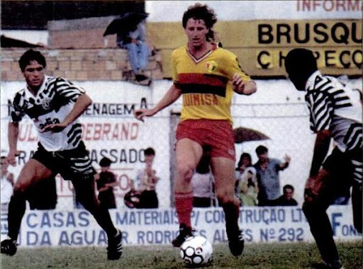 Grupo Feirino do Bandeirante recebe equipe do Botafogo de Curitiba -  Sociedade Esportiva Bandeirante - Brusque/SC