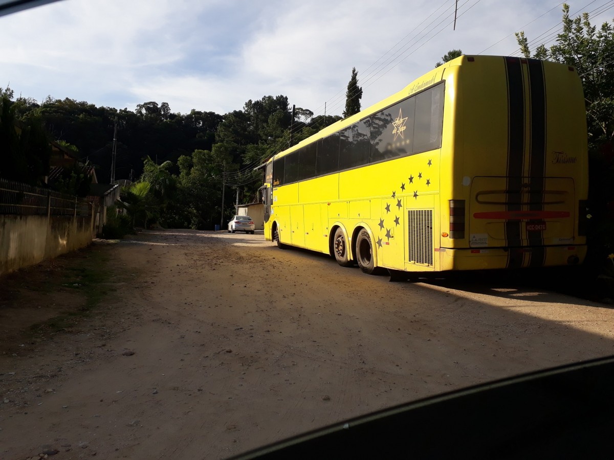 Com circulação proibida, ônibus trazem passageiros do Norte de forma clandestina para Brusque