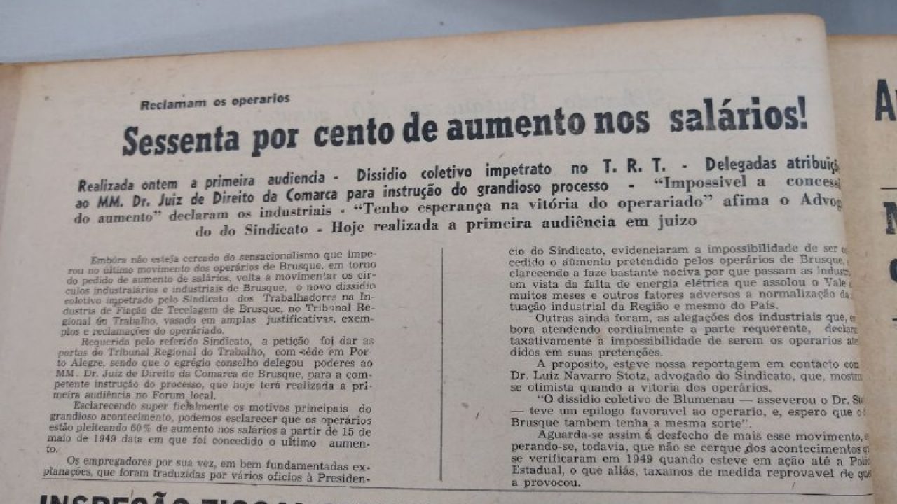 Capa do 10º aniversário do jornal O Município Brusque Memória - A