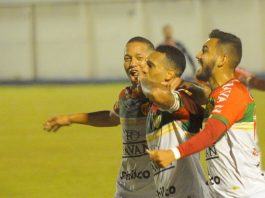 Brusque Joinville JEC quartas de final Catarinense classificação semifinal