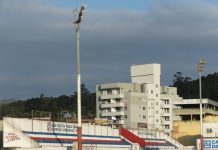 Augusto Bauer estádio iluminação Brusque Série B