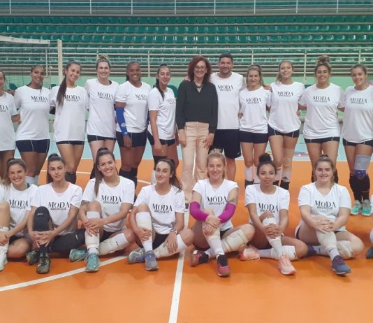 Moda Brusque vôlei time Superliga C