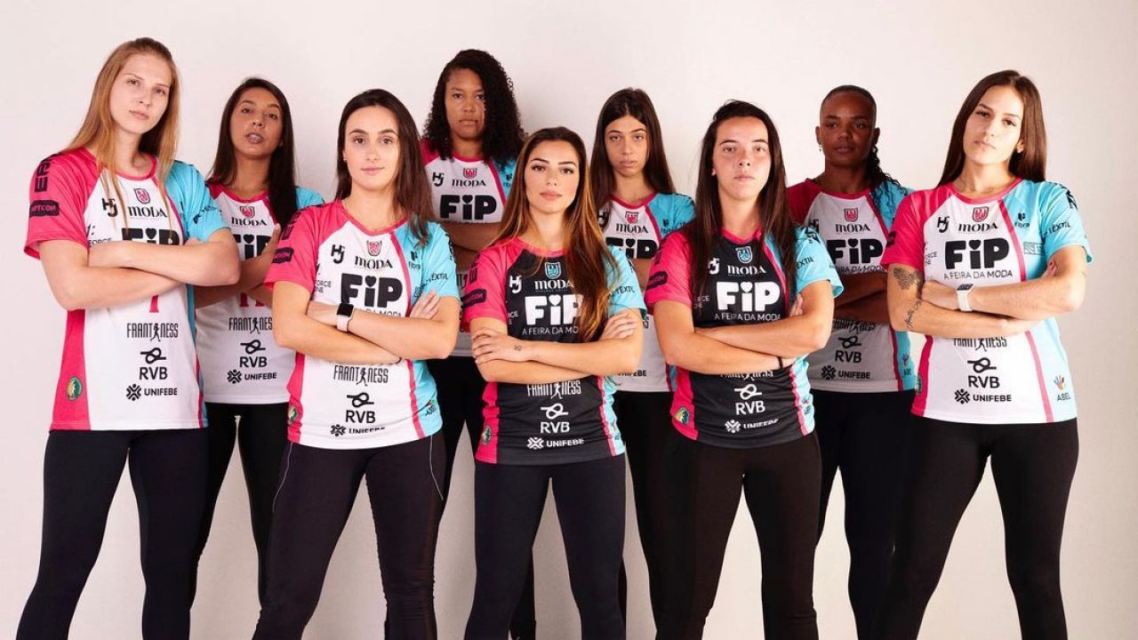 Prefeitura Taubaté  VÔLEI TAUBATÉ ESTREIA NESTE DOMINGO NA SUPERLIGA B  FEMININA CONTRA O BLUVÔLEI (SC)