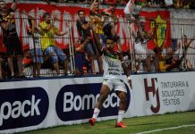 Brusque Barra Catarinense foto jogo vitória bruscão marreco quadricolor placar 3 1