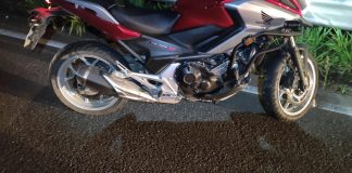 Após cair em ribanceira, motociclista morre no Médio Vale do Itajaí