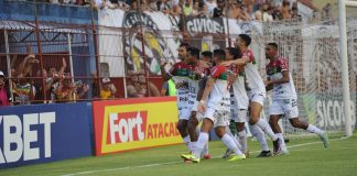 Brusque Figueirense Catarinense jogo ganhou perdeu rodada vitória empate derrota