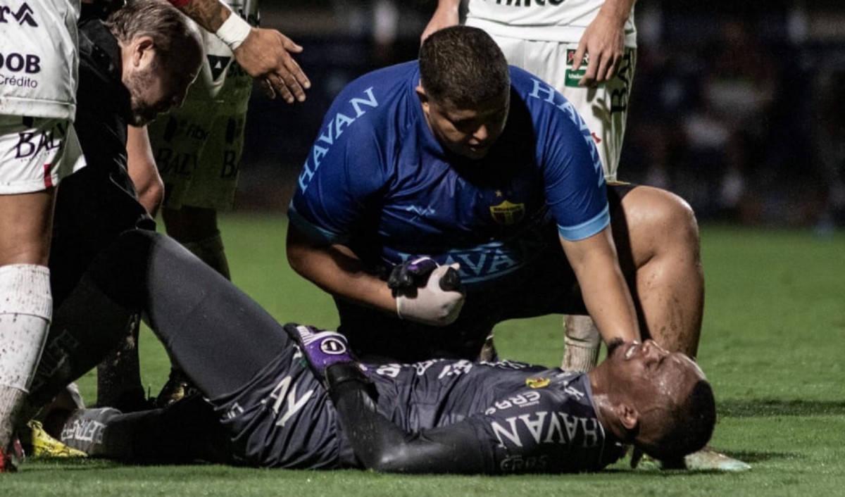 Goleiro Jordan, do Brusque, renova contrato e é emprestado ao Sport