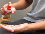 Alta procura afeta estoque de repelentes nas farmácias de Brusque; algumas marcas estão em falta