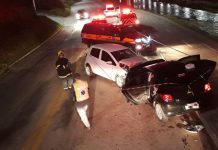 Motorista morre em acidente entre dois carros na avenida Beira Rio, em Brusque