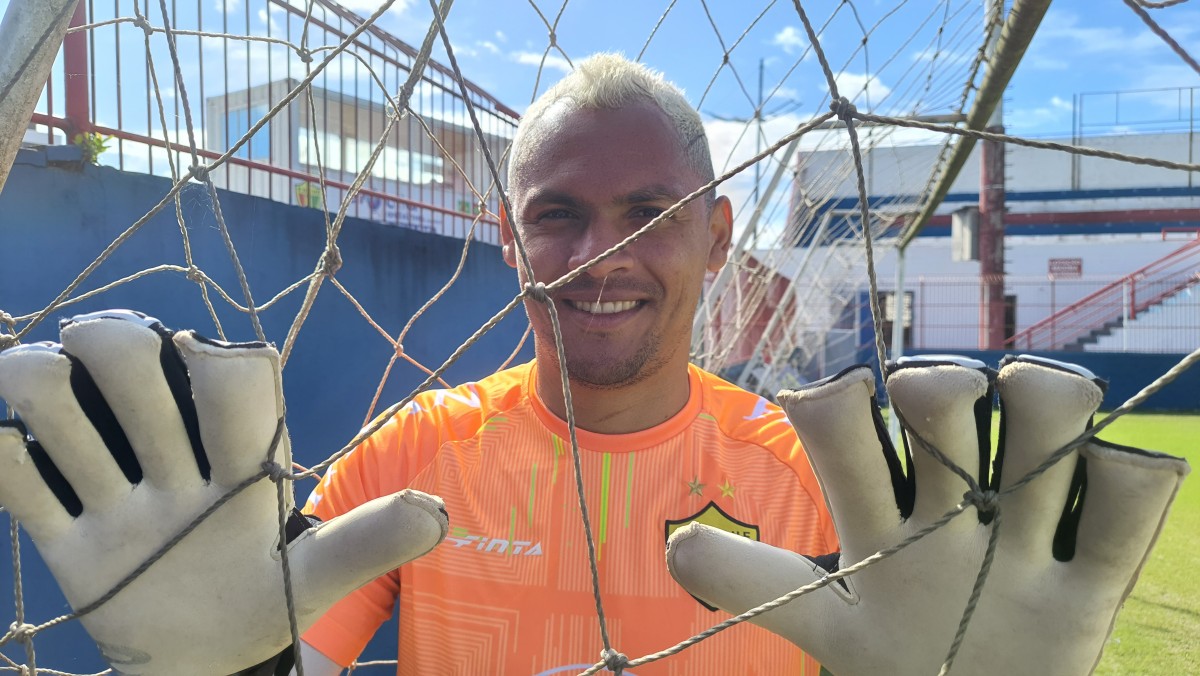 Goleiro Ruan Carneiro deixa o Brusque FC, Esporte