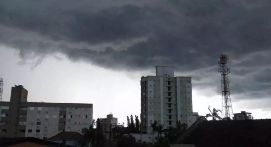 Defesa Civil Alerta Para Risco De Chuva Volumosa E Persistente Em Brusque 