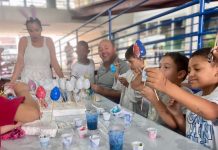 Comunidade participa da pintura de ovos de Páscoa no Corredor Cultural em Brusque