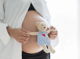 Ginecologista de Brusque comenta sobre as chances e riscos da gravidez após os 40 anos