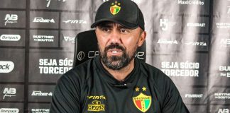 Luizinho Lopes Brusque Volta Redonda Série C