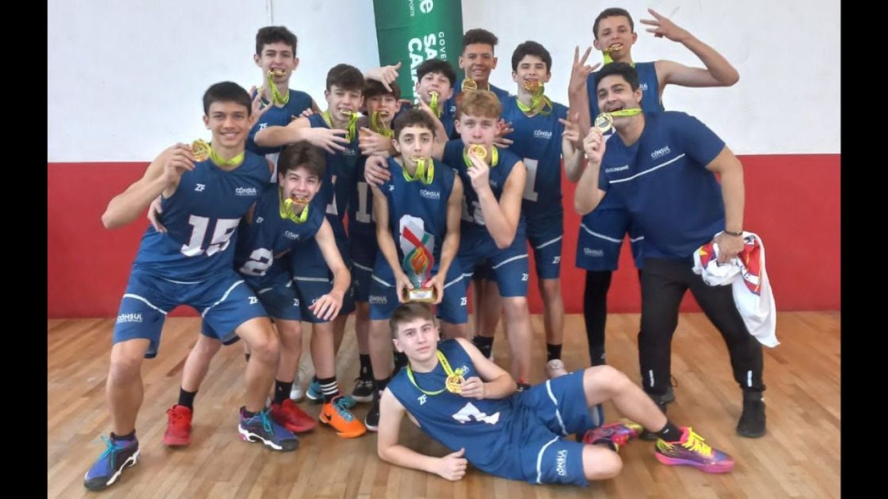 Basquete masculino define primeiros finalistas dos Jogos Escolares