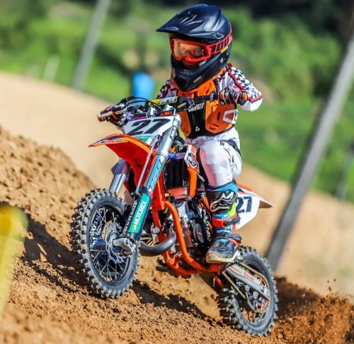 Qual a melhor idade para iniciar uma criança no motocross? - Zelão Racing -  Blog