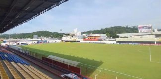 Augusto Bauer estádio campo gramado prefeitura Carlos Renaux Brusque