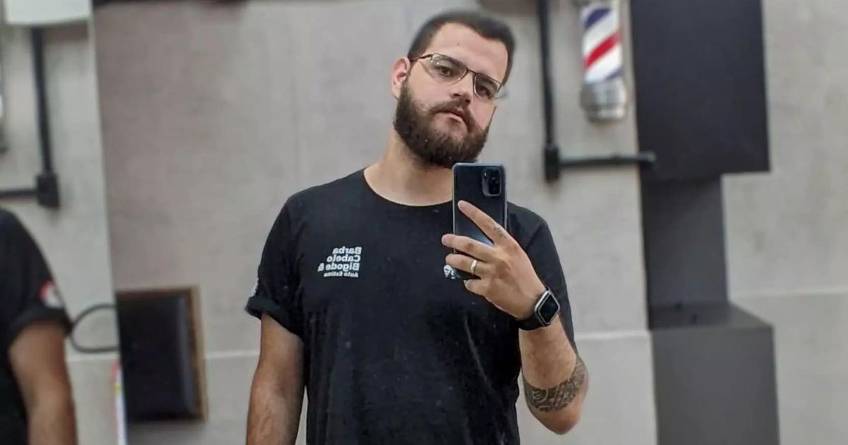 Identificado motociclista que morreu após colisão em guarda-corpo de ponte, em Timbó