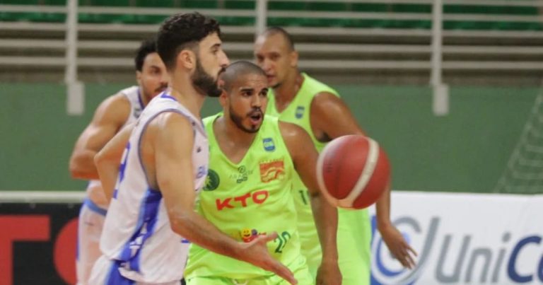 Brusque Basquete Santos Brasileiro CBB