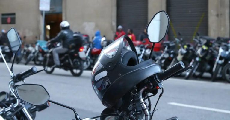 Projeto de lei pretende implantar faixa exclusiva para motos nas rodovias de SC