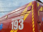 Incêndio em motor de carro mobiliza Corpo de Bombeiros em Brusque