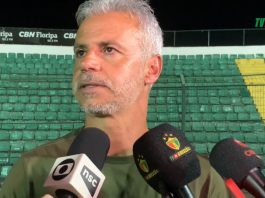 Filipe Gouveia Figueirense Brusque