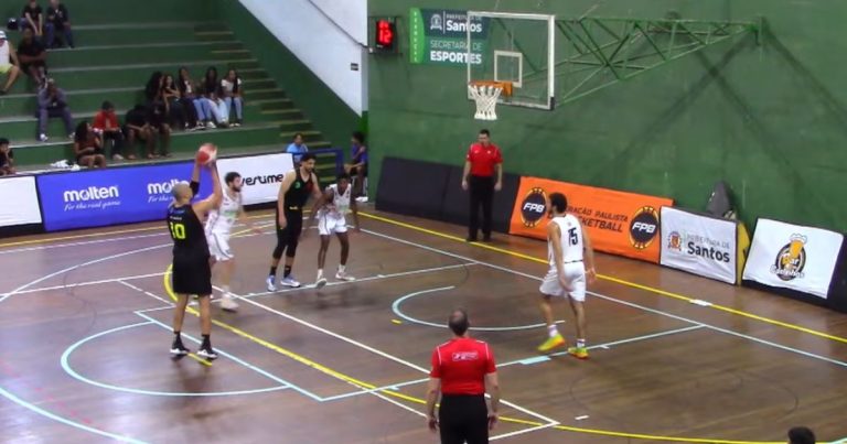 Brusque Basquete Brasileiro CBB Santos
