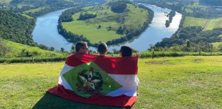 Família de Brusque