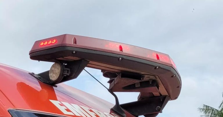 Homem é atropelado por carro em faixa de pedestres no bairro Guarani