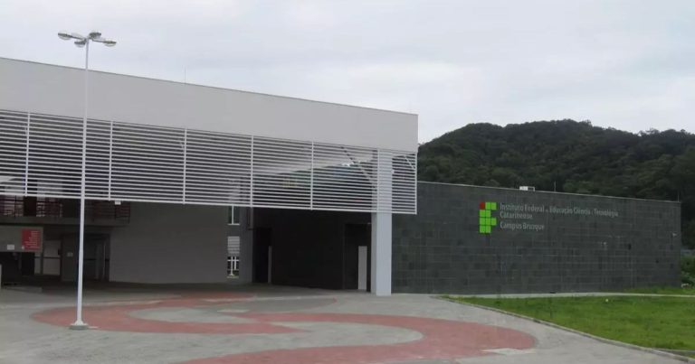 IFC campus Brusque evento inovação relações sociedade seminário
