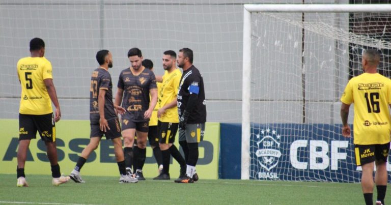 Brusque futebol amador quartas
