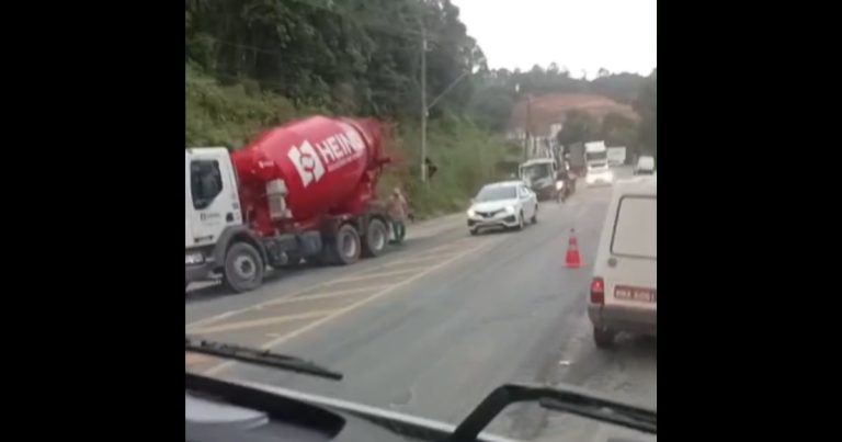 rodovia Ivo Silveira
