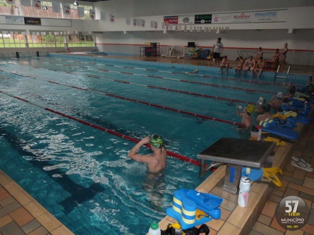 Os treinos são realizados de segunda a sábado, na piscina da Extreme Academia