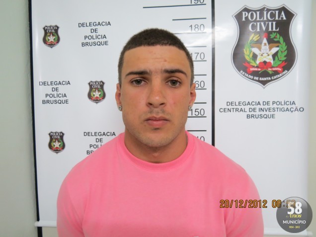 Rafael Augusto Vanini, 25 anos, foi preso em Nova Trento. Ele é acusado de tráfico de drogas e seria mais um membro do PGC na região