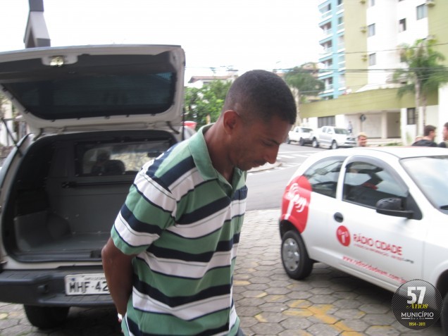Antônio Carlos Rodrigues, 41 anos, foi preso por tráfico de drogas na manhã de hoje, 26 de março